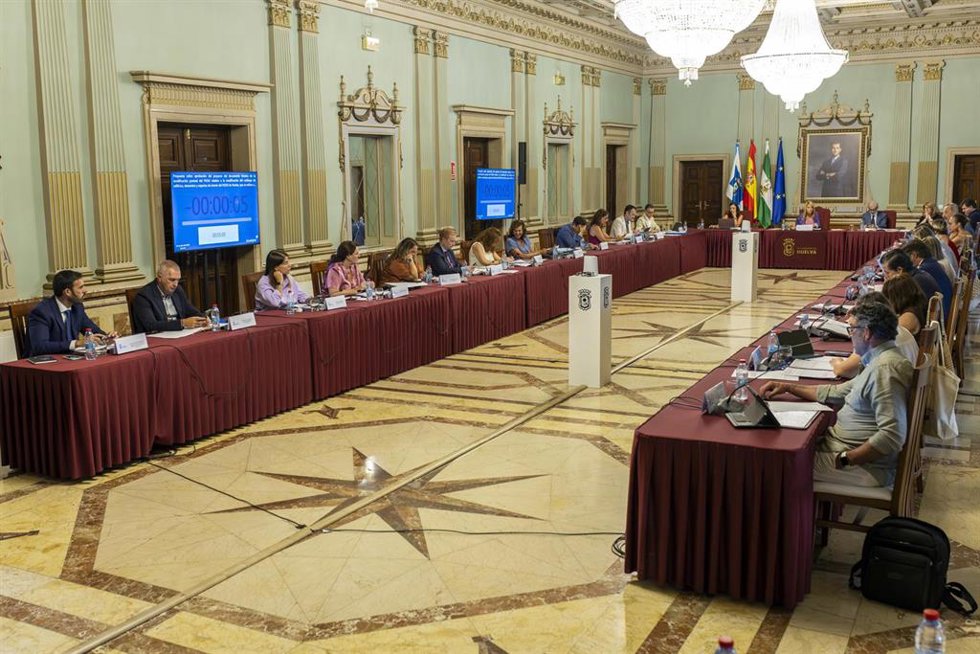 Pleno del Ayuntamiento de Huelva.