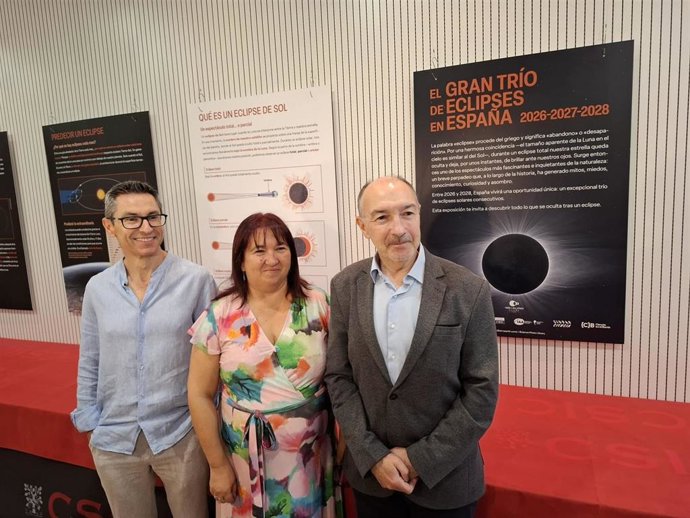 El CSIC Aragón inaugura la exposición 'El gran trío de eclipses en España 2026-2027-2028'.