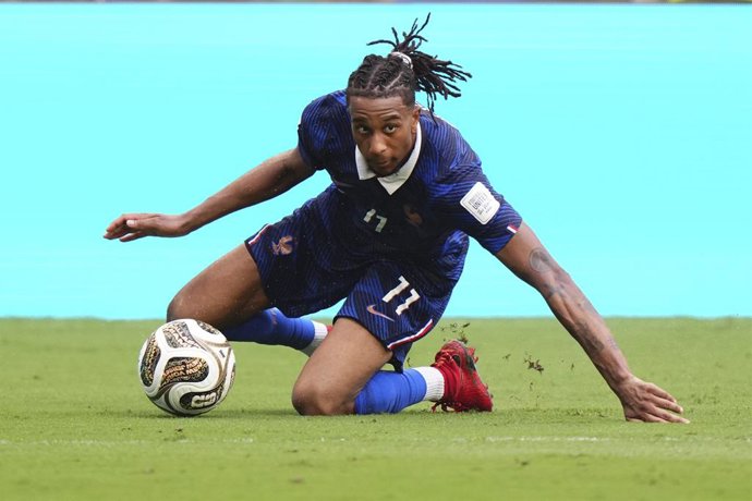 Michael Olise of France controls the ball during the FIFA World Cup 2026 Bronze Medal Match match between France and England at Miami Stadium on July 18, 2026 in Miami Gardens, United States.