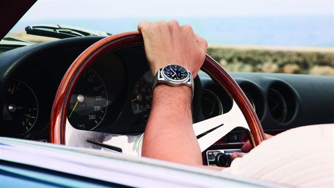 Longines presenta su nueva selección de relojes para la temporada de verano.