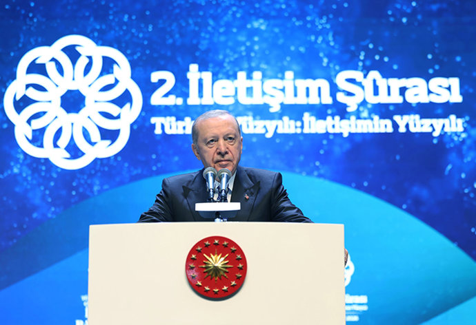 El presidente turco, Recep Tayyip Erdogan, durante una cumbre de comunicación en Ankara. 