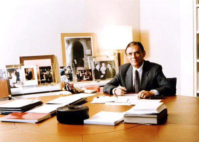 Archivo - L'expresident de La Caixa i president d'honor de la Fundació La Caixa, Josep Vilarasau