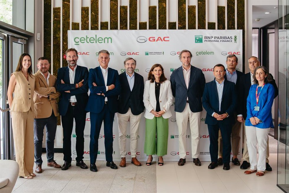 Cetelem financiará la compra de los vehículos de GAC en España tras un acuerdo con Grupo Invicta