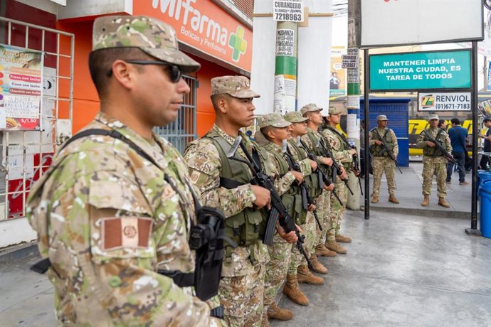 Perú.- Fuerzas Armadas asumirán el liderazgo en seguridad en estados de emergencia