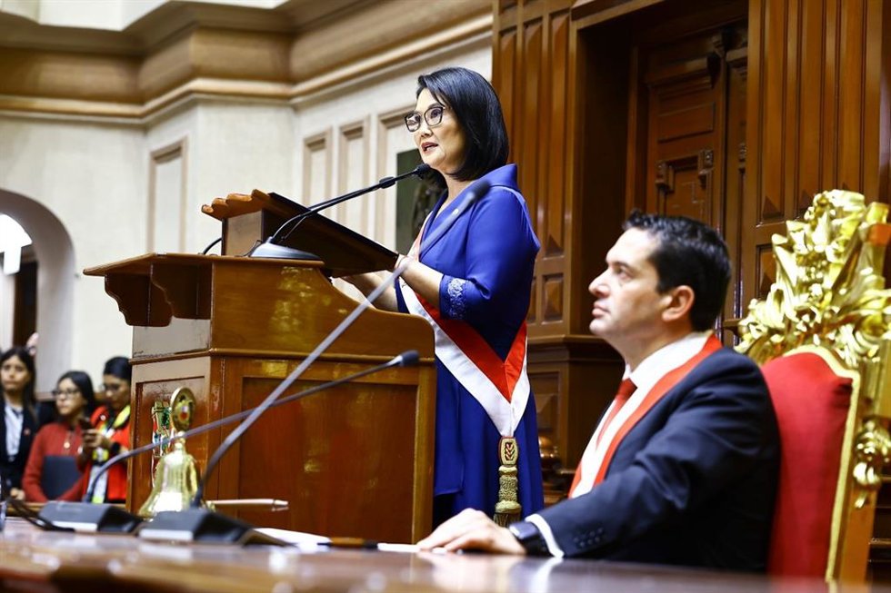 Keiko Fujimori en su discurso de investidura como presidenta de Perú