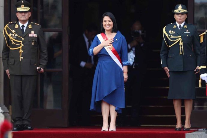 Perú.- Presidenta Keiko Fujimori será reconocida como jefa suprema de las FF.AA. y PNP