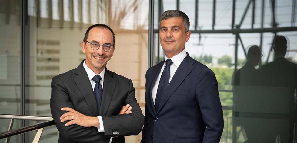 Gianni Armani, consejero delegado de Endesa (izq.) y Daniele Caprini, director general de Administración, Finanzas y Control