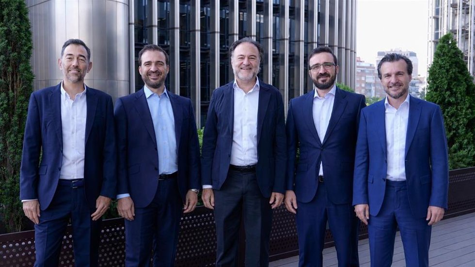 Auren integra Moore en Madrid y Barcelona
