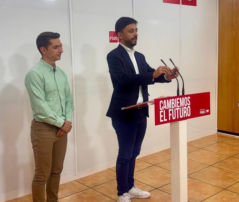 Rueda de prensa del PSOE sobre incendios y Vivienda