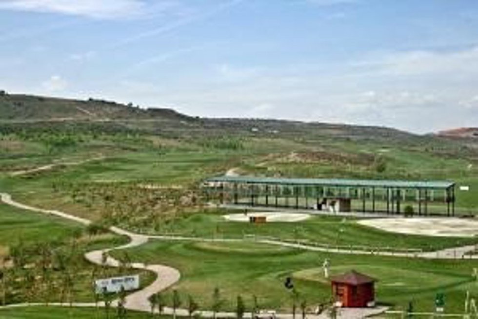 Campo de golf de Logroño, que llevará el nombre del exalcalde Julio Revuelta