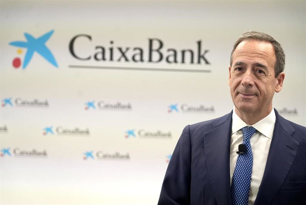 El consejero delegado de CaixaBank, Gonzalo Gortázar, durante la rueda de prensa