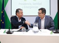 La Junta y Sindicato Médico Andaluz firman un acuerdo para mejorar las condiciones de los profesionales