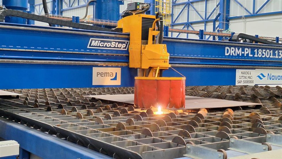 Corte de chapa del primer Buque Hidrográfico Costero para la Armada en Navantia San Fernando.
