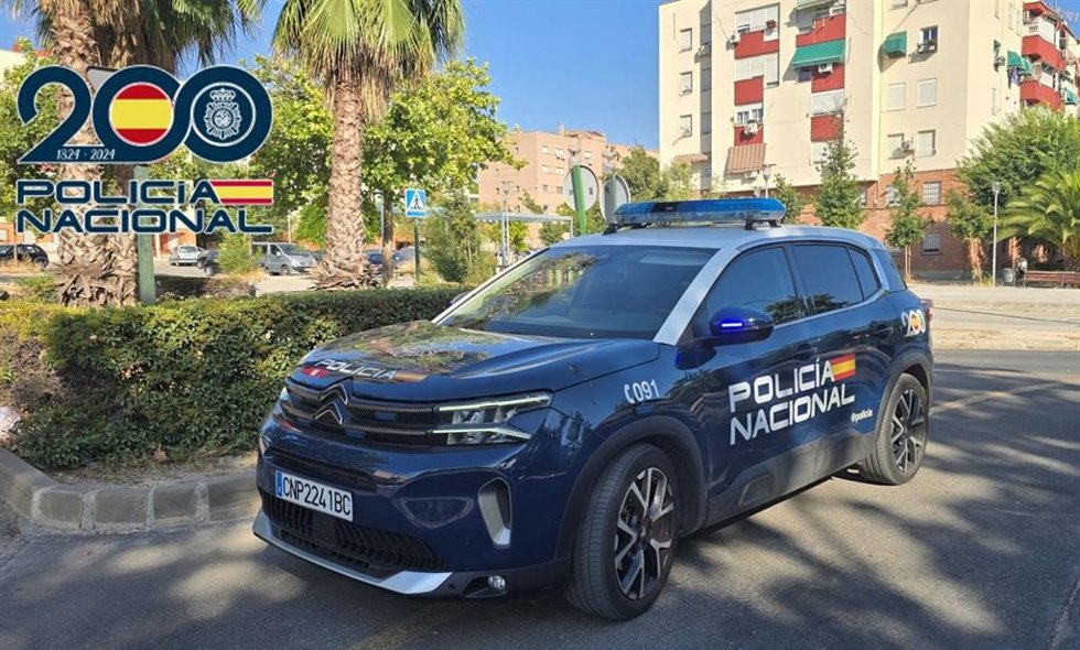 Vehículo de la Policía Nacional.