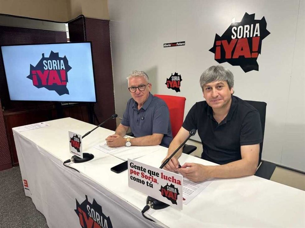 Un momento de la rueda de prensa.