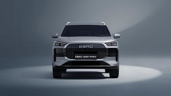 El nuevo Ebro s800 PHEV Model Year 2027