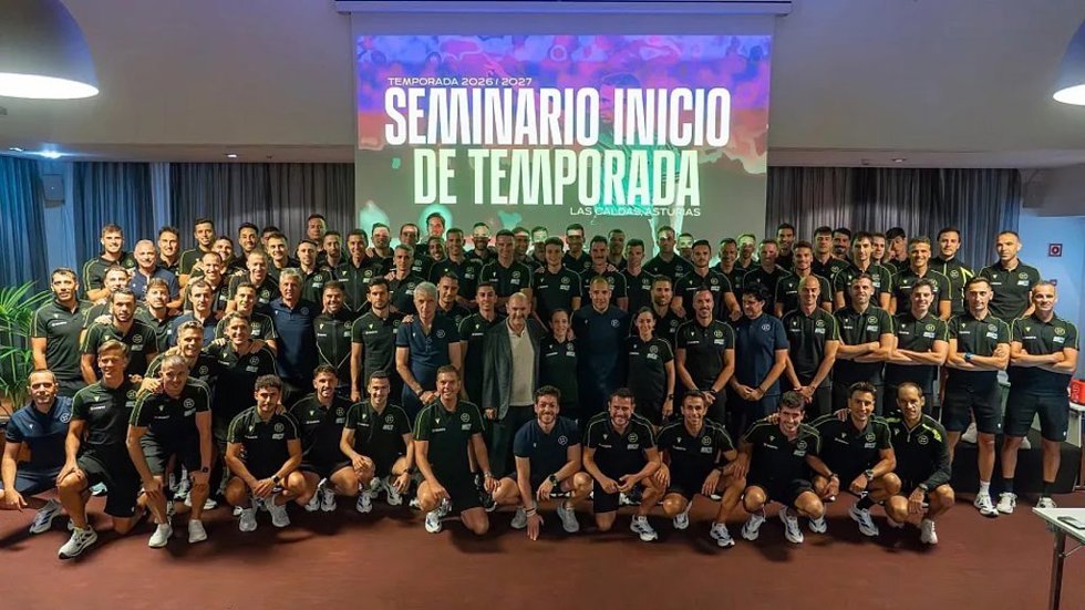 El presidente de la RFEF, Rafael Louzán, ha pedido a los árbitros subir la exigencia en la próxima temporada de fútbol 2026-27.