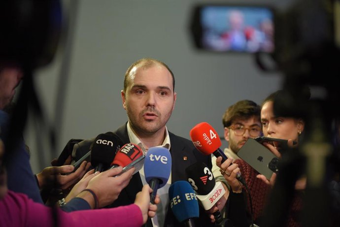 Archivo - El conseller de la Presidencia de la Generalitat, Albert Dalmau, en una imagen de archivo