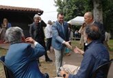 Foto: Barbón pide convertir los lazos con la emigración en alianzas para construir "la mejor Asturias"