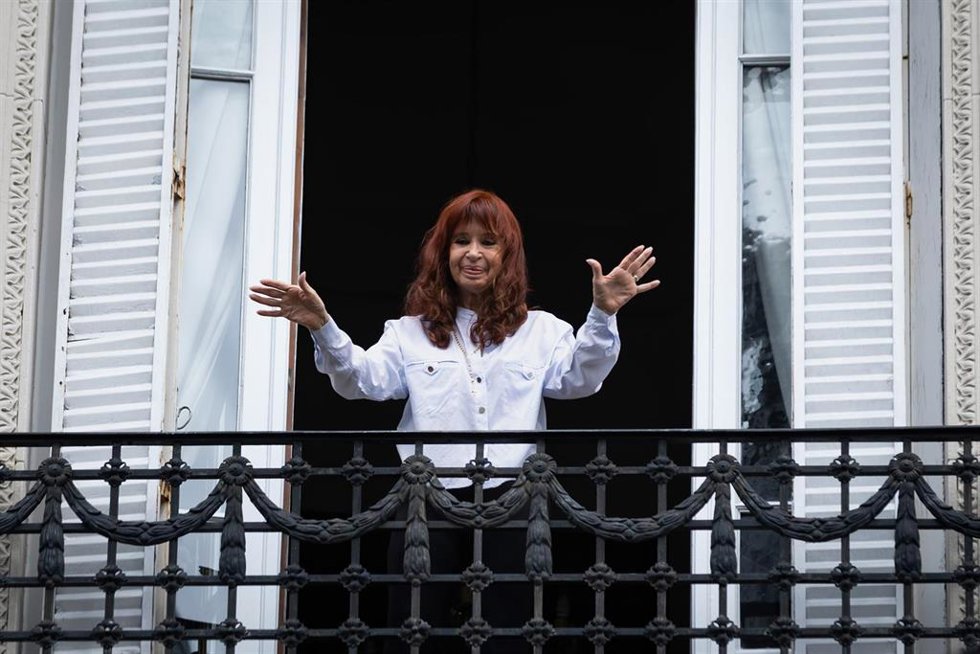 Archivo - La expresidenta de Argentina Cristina Fernández 