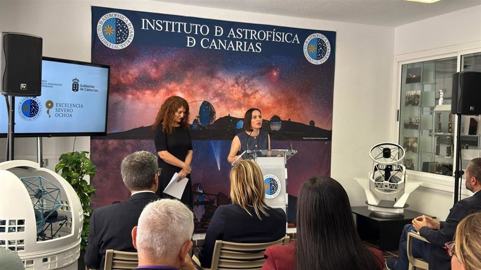 La consejera de Cultura y Universidades del Gobierno de Canarias, Migdalia Machín, en la reunión del Consejo Rector del IAC