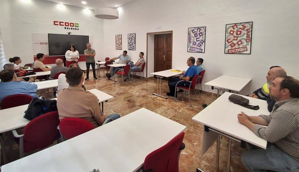 Reunión de delegados de residuos sólidos urbanos.