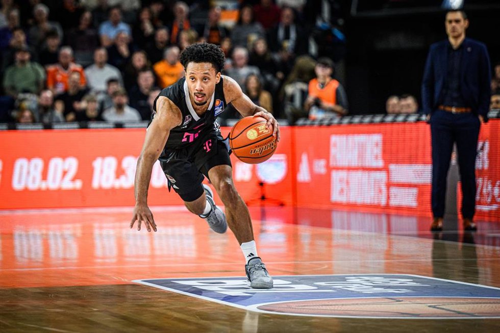 Archivo - Darius McGhee, durante un partido.