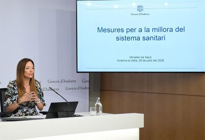La ministra Helena Mas durante la presentación de las medidas