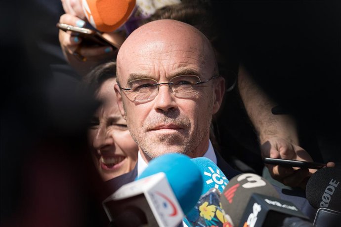 Archivo - Arquivo - O líder do VOX em Bruxelas, Jorge Buxadé, fala com a imprensa no tribunal da Plaza de Castilla, em 5 de julho de 2024, em Madri (Espanha).
