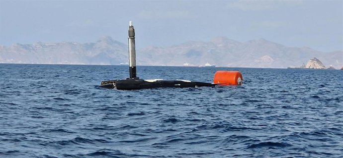 El submarino S-82 'Narciso Monturiol' completa su primera inmersión estática en Cartagena
