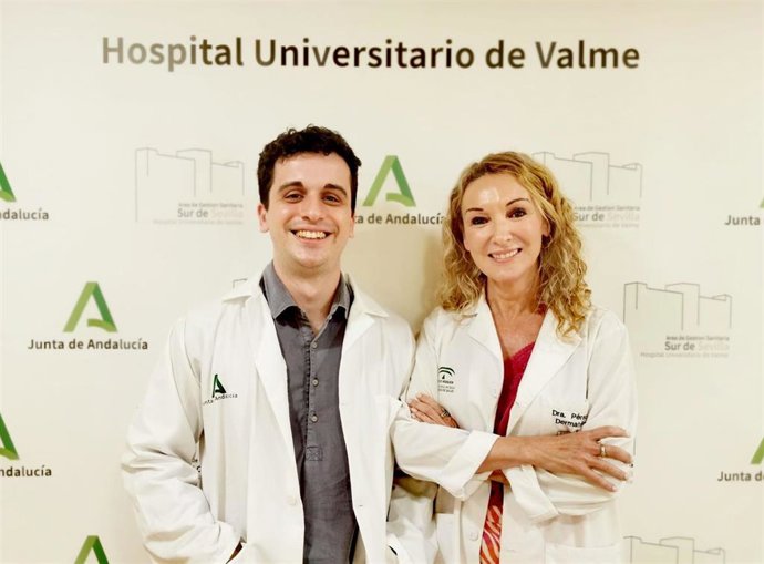 Profesoinales de Dermatología del Hospital Universitario de Valme.