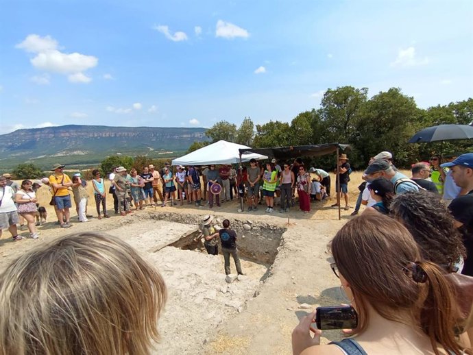 El pasado sábado, 25 de julio, el municipio de Artieda acogió la jornada de puertas abiertas con 270 participantes