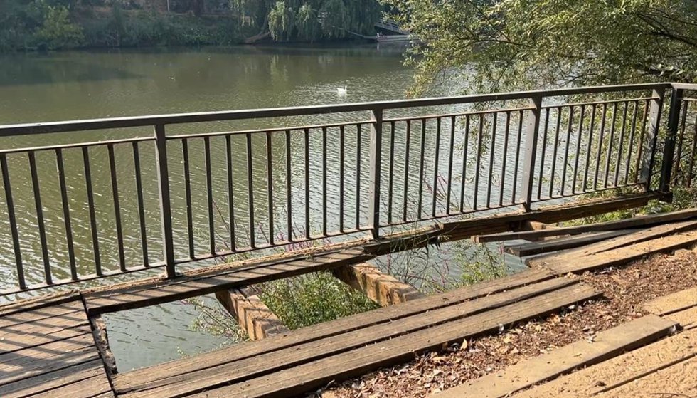 El mirador del río Pisuerga, situado junto a la plaza del Milenio de Valladolid