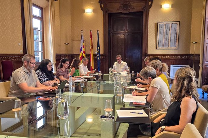 El Govern constituye la Comisión del Dato para reducir trámites adinsitrativos y mejorar la coordinación.