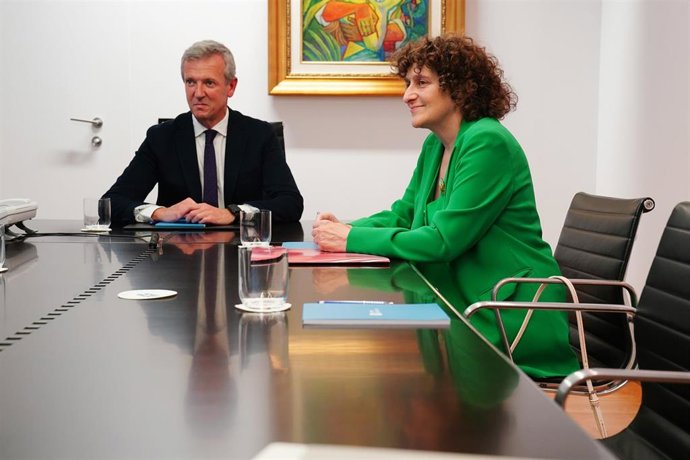 Archivo - El presidente de la Xunta de Galicia, Alfonso Rueda, se reúne con la alcaldesa de Santiago de Compostela, Goretti Sanmartín, a 2 de octubre de 2023.