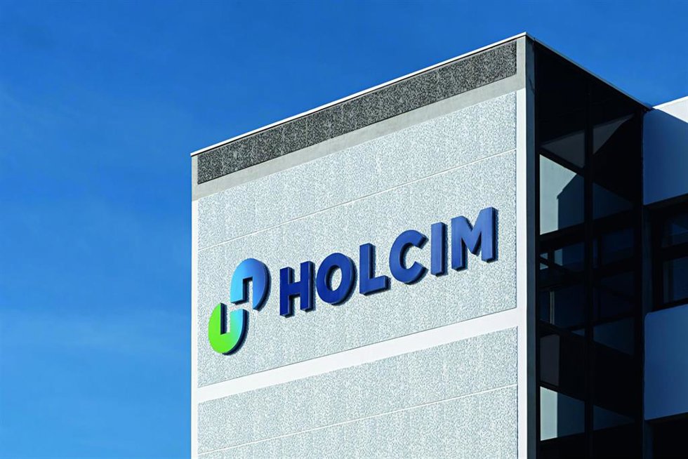 Archivo - Edificio de Holcim.