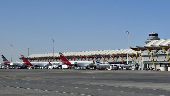 Aena licita por 146 millones nuevas actuaciones en T4 y T4S de Barajas y abre un nuevo filtro de seguridad.