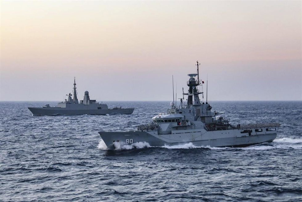 Archivo - Una fragata saudí en aguas de Bab el Mandeb