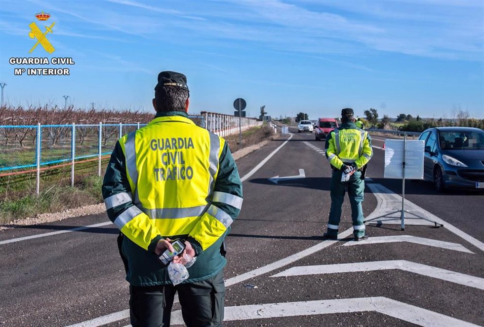 Archivo - Control anti-droga guardia civil de trafico.