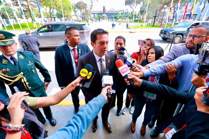 Perú.- Presidente del Senado: el Congreso debe demostrar unidad en la lucha contra criminalidad