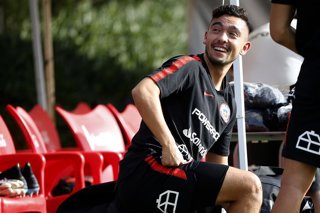 ******COBERTURA ESPECIAL, DISPONIBLE SOLO PARA CLIENTES ESPECIALMENTE ABONADOS******* Futbol, entrenamiento de la seleccion chilena en el hotel Principe Felipe El jugador de la seleccion chilena Niklas Castro es fotografiado durante el entrenamiento