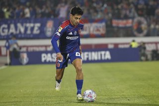 Futbol, Universidad de Chile vs Deportes Concepcion. Fecha 14, Liga de Primera 2026. El jugador de Universidad de Chile Javier Altamirano es fotografiado durante el partido de la Liga de Primera contra Deportes Concepcion disputado en el estadio Nacional