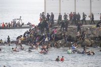 Andalucía expresa "máxima preocupación" por la situación en Ceuta y urge al Gobierno a "reaccionar"