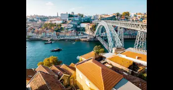 Estos son los 10 free tours más reservados por los españoles para este verano