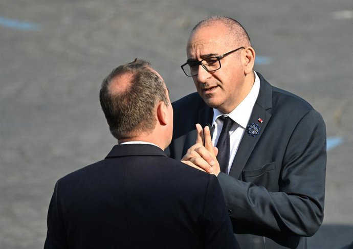 July 14, 2026, Paris, France: Sébastien Lecornu, Premier ministre, Laurent Nunez, Ministre d'État, ministre de l'Intérieur - Le président Emmanuel Macron et les officiels lors de la cérémonie militaire du 14 juillet Ã  Paris President Emmanuel Macron and 