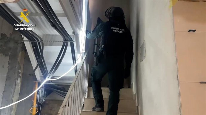 Imagen del operativo que ha desarrollado la Guardia Civil