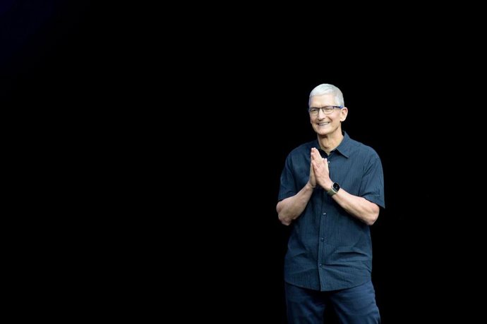 Archivo - 09 September 2024, US, Cupertino: Apple CEO Tim Cook at the presentation of new iPhone models at Apple headquarters. Photo: Andrej Sokolow/dpa
