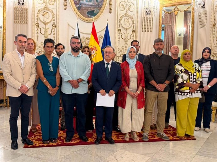 Junta de Portaveus de Ceuta amb el president, Juan Jesús Vivas en  el centre.