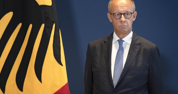 Merz insiste en proteger las fronteras de la UE y apoya que España devuelva a los migrantes llegados a Ceuta