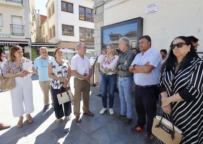 La vicepresidenta segunda de la Junta, Isabel Blanco, mantiene una reunión con el presidente de la Diputación de Ávila y los alcaldes de los municipios afectados por el incendio en la provincia